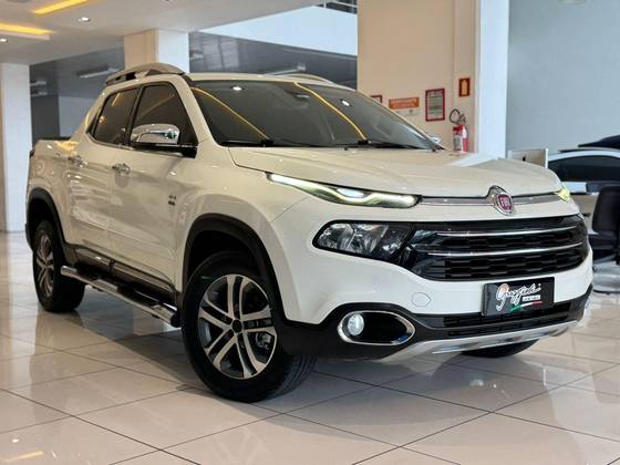 FIAT TORO 2.0 16V TURBO DIESEL VOLCANO 4WD AT9